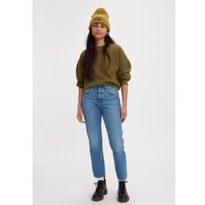 EUC - LEVI’s 501 - AUTHENTIC CROPPED